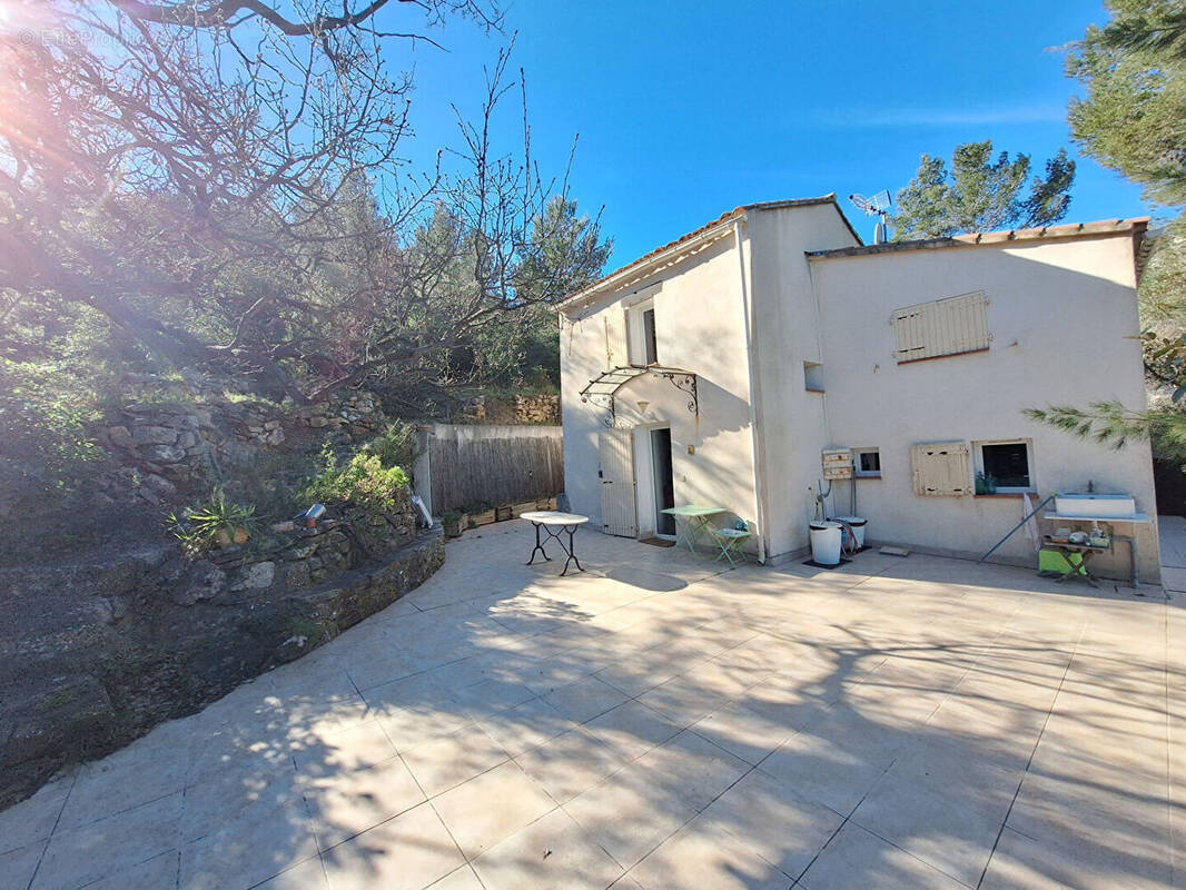 Maison à HYERES