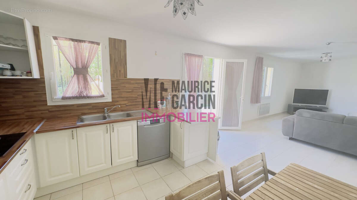 Maison à LORIOL-DU-COMTAT