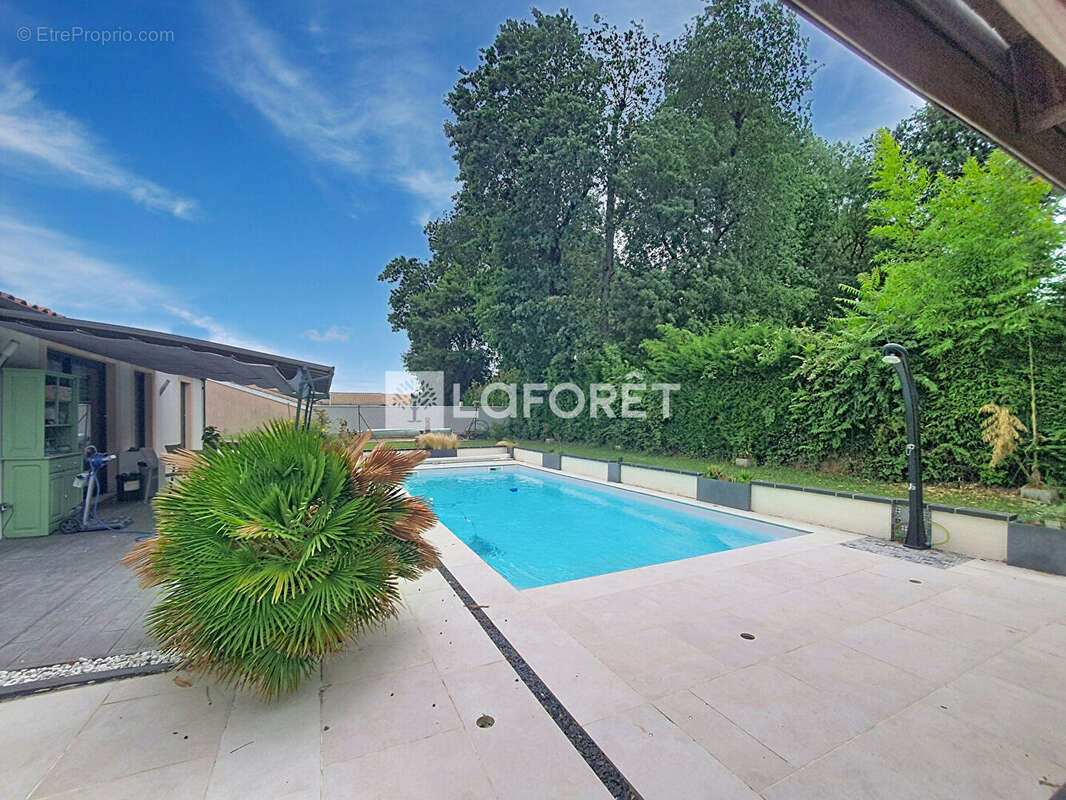 7 minutes au nord de Fronton, maison de type 4 ,garage attenant, piscine... - photo 4