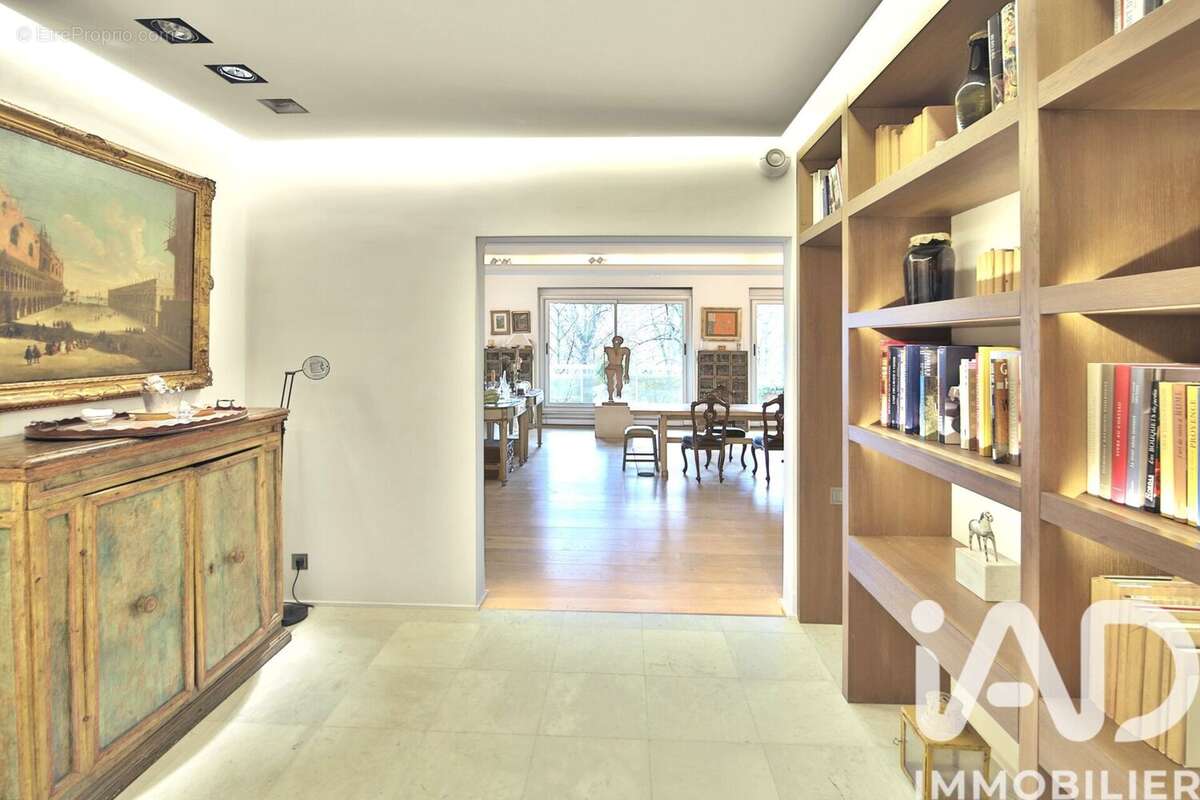 Photo 3 - Appartement à PARIS-16E