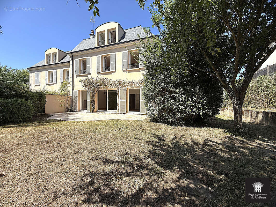 Maison à LE CHESNAY