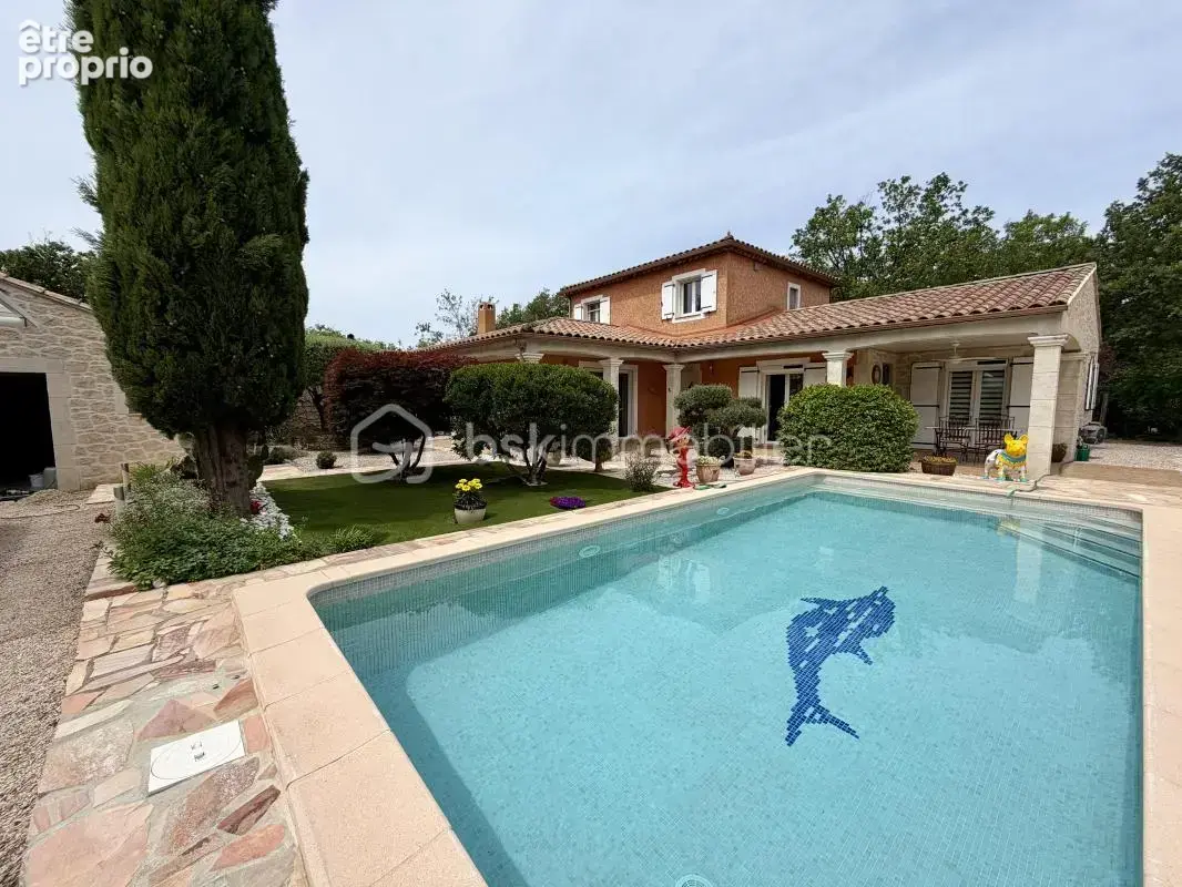 Maison 135 m2 - piscine et garage 35 m2 - photo 2