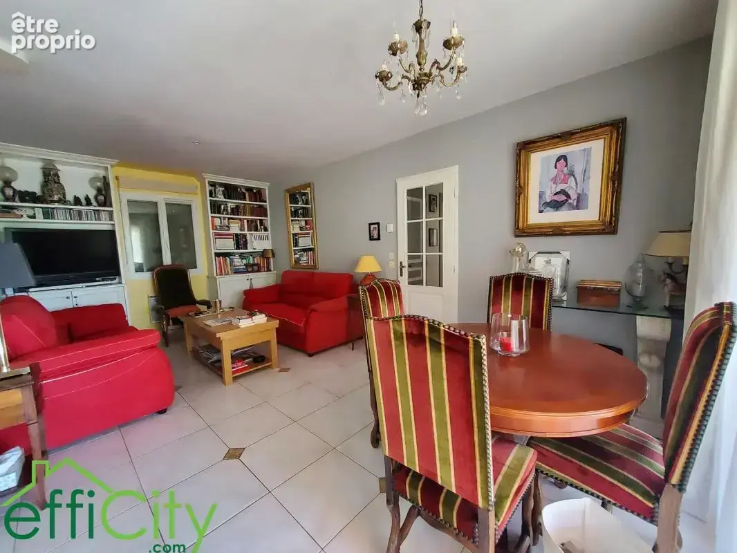 Maison 5 pièces 135 m² à vendre à Cotignac (83570) - photo 12