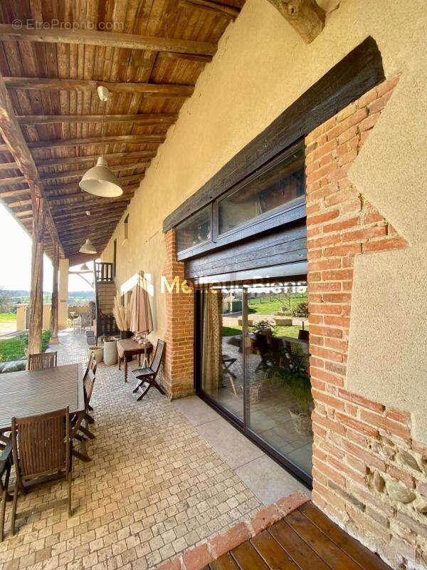 Maison à CHATILLON-SUR-CHALARONNE