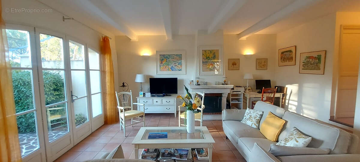 Maison à LA MOTTE