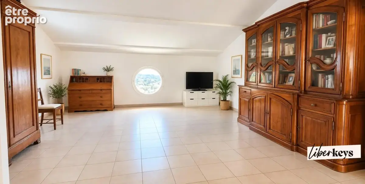 Le Faron – Propriété avec vue mer panoramique et terrain paysager de 1 100 m² - photo 3