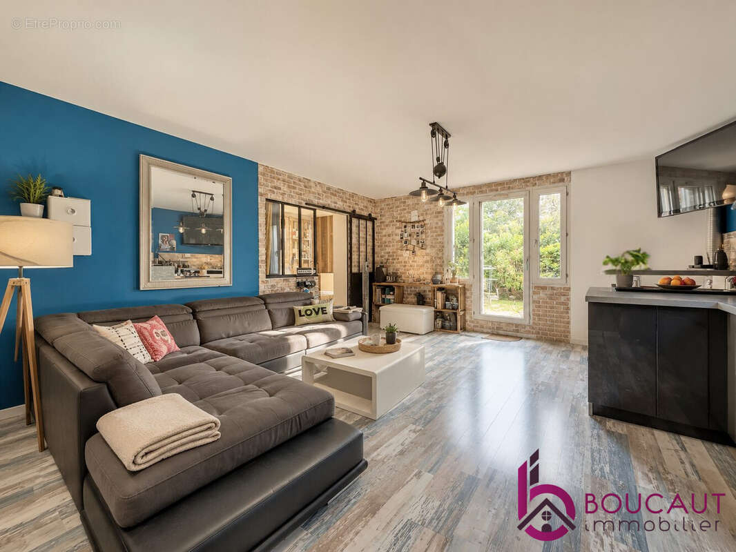 Appartement à LE PLESSIS-ROBINSON