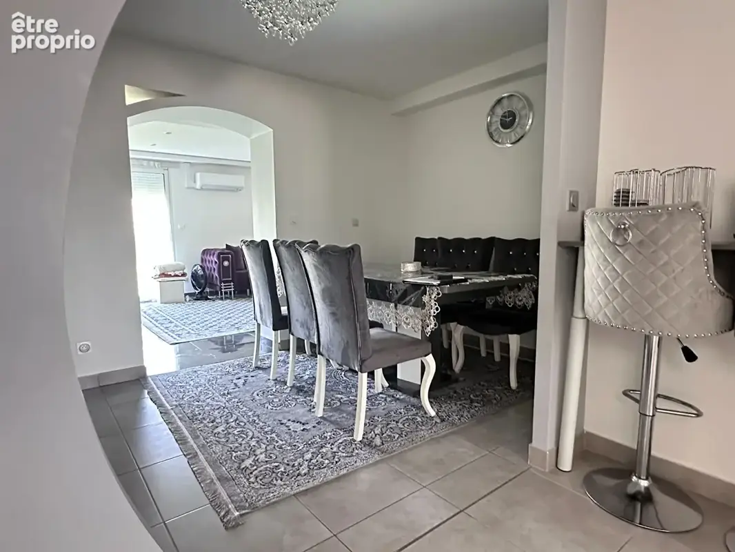 Maison familiale avec vie de plain-pied 4 chambres à Saint-Yrieix-sur-Charente - photo 6