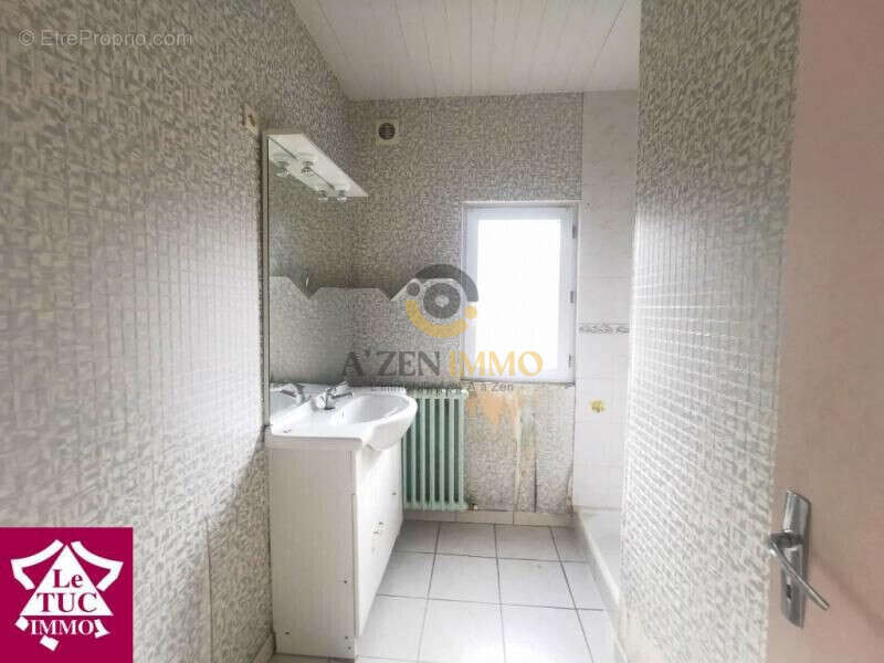 Maison à LA FORET-SUR-SEVRE