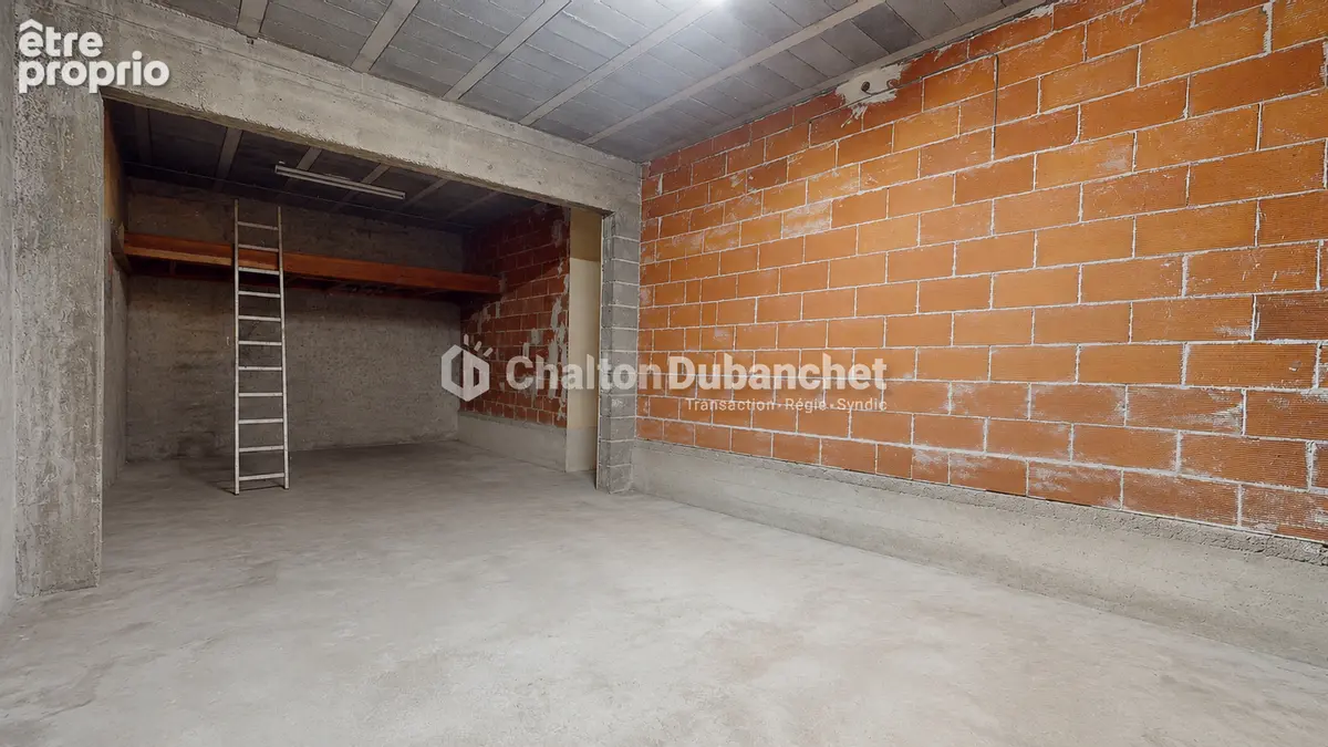 COURS - Maison de 159 m² - photo 4