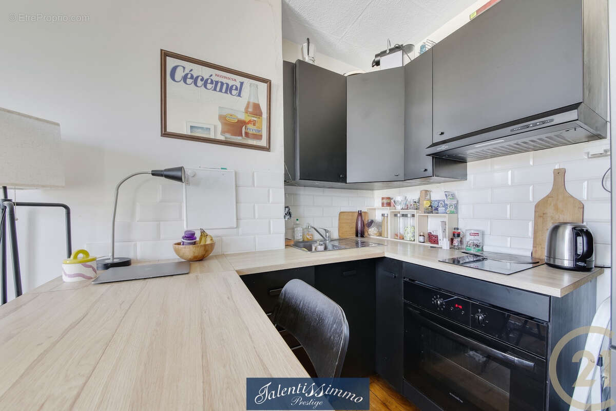 Appartement à PARIS-11E