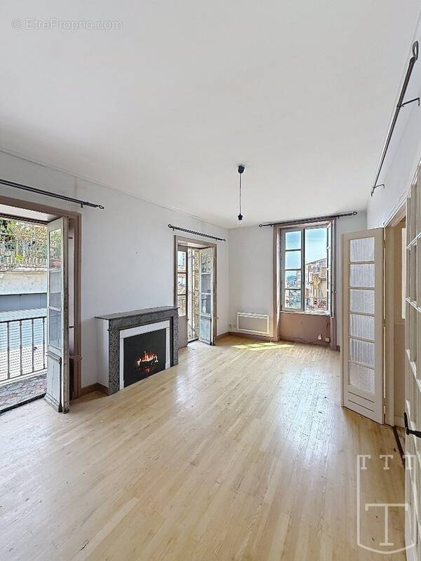 Appartement à AUBENAS