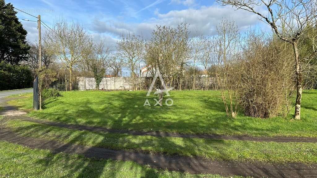 Terrain à LA BERNARDIERE