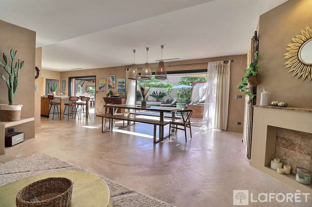 Maison Frejus 5 pièce(s) 162 m2 - photo 6