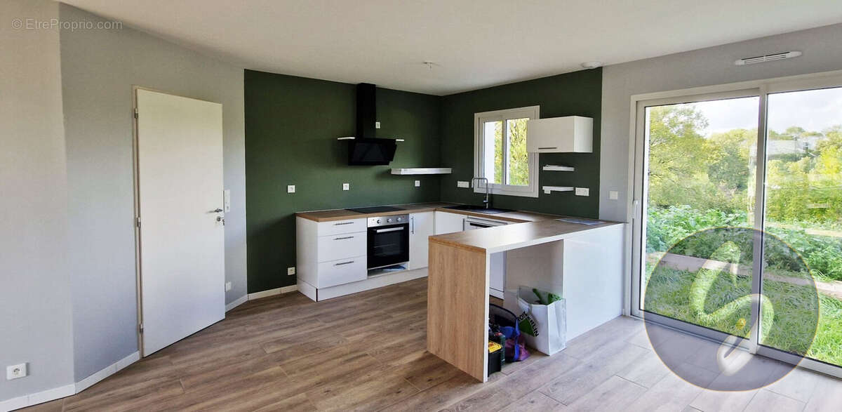 Maison 82 m² à Nanteuil  - photo 2
