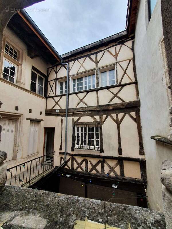 Appartement à BOURG-EN-BRESSE