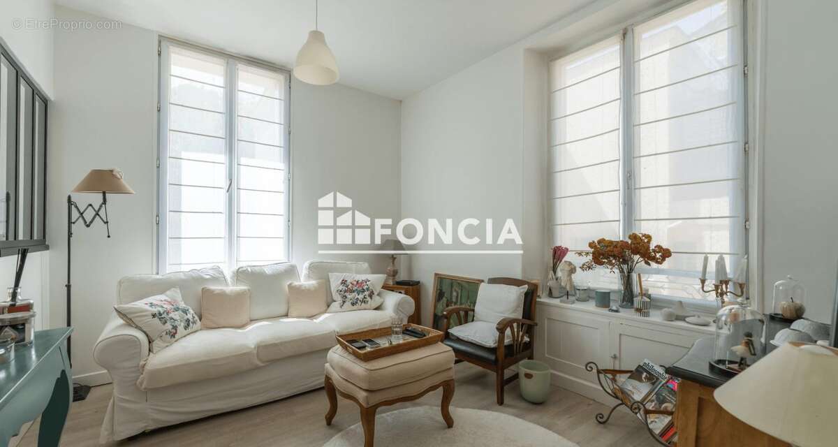 Appartement à ENGHIEN-LES-BAINS