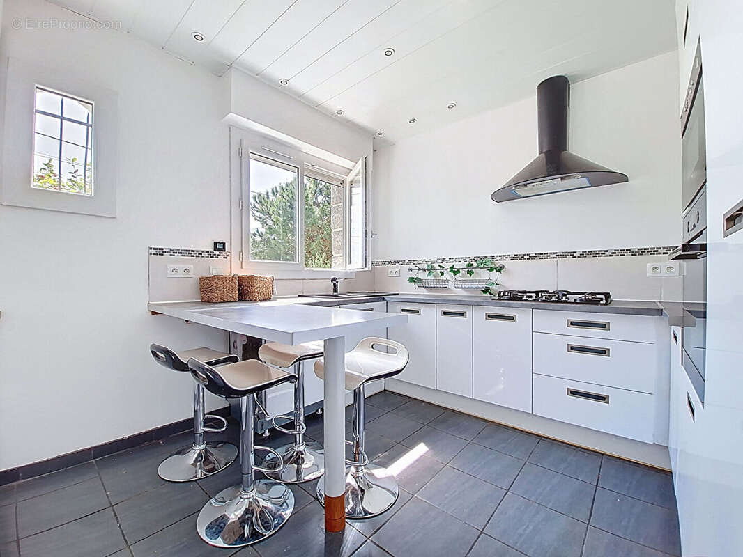 Maison à SAINTE-LUCE-SUR-LOIRE