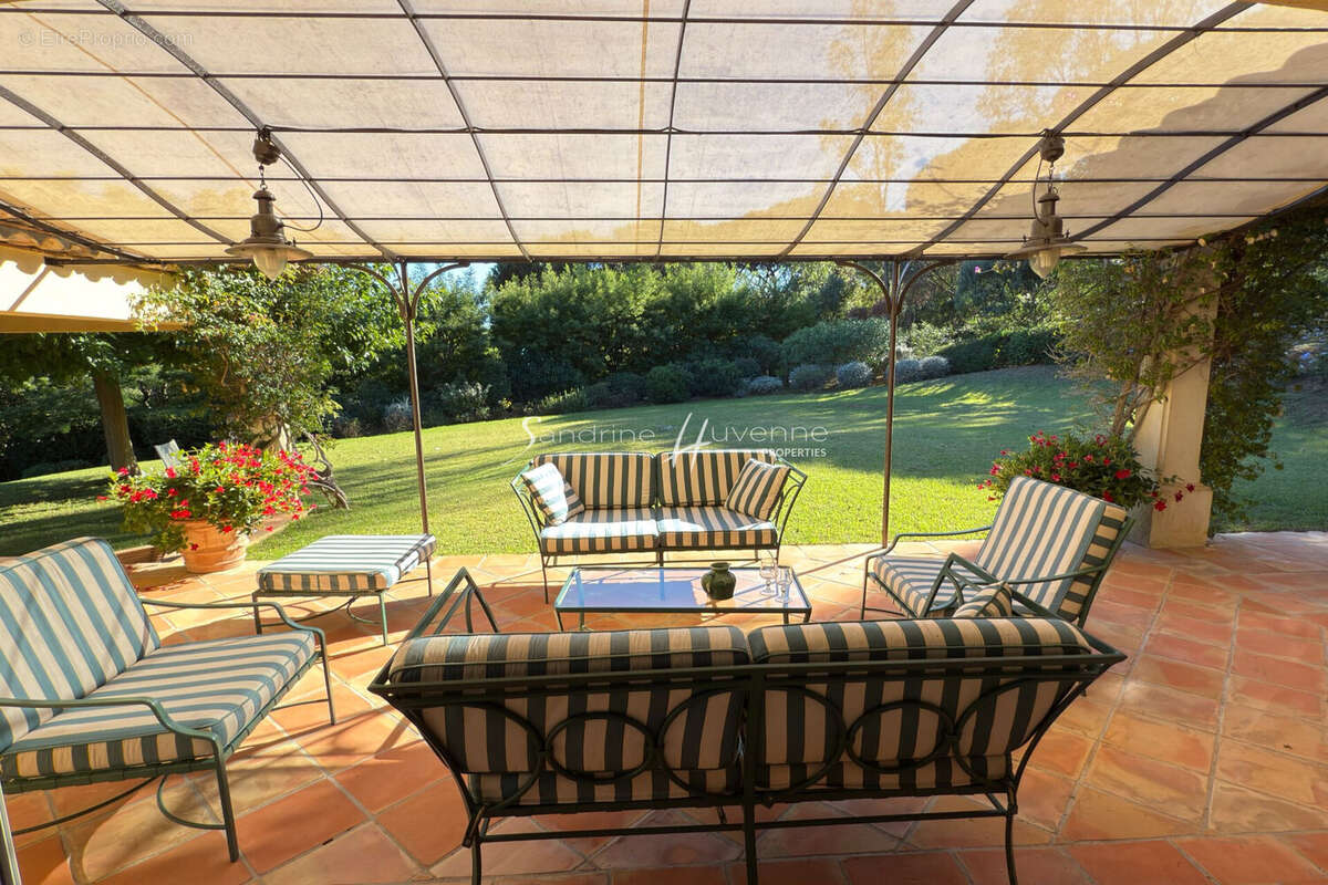 Maison à LA CROIX-VALMER