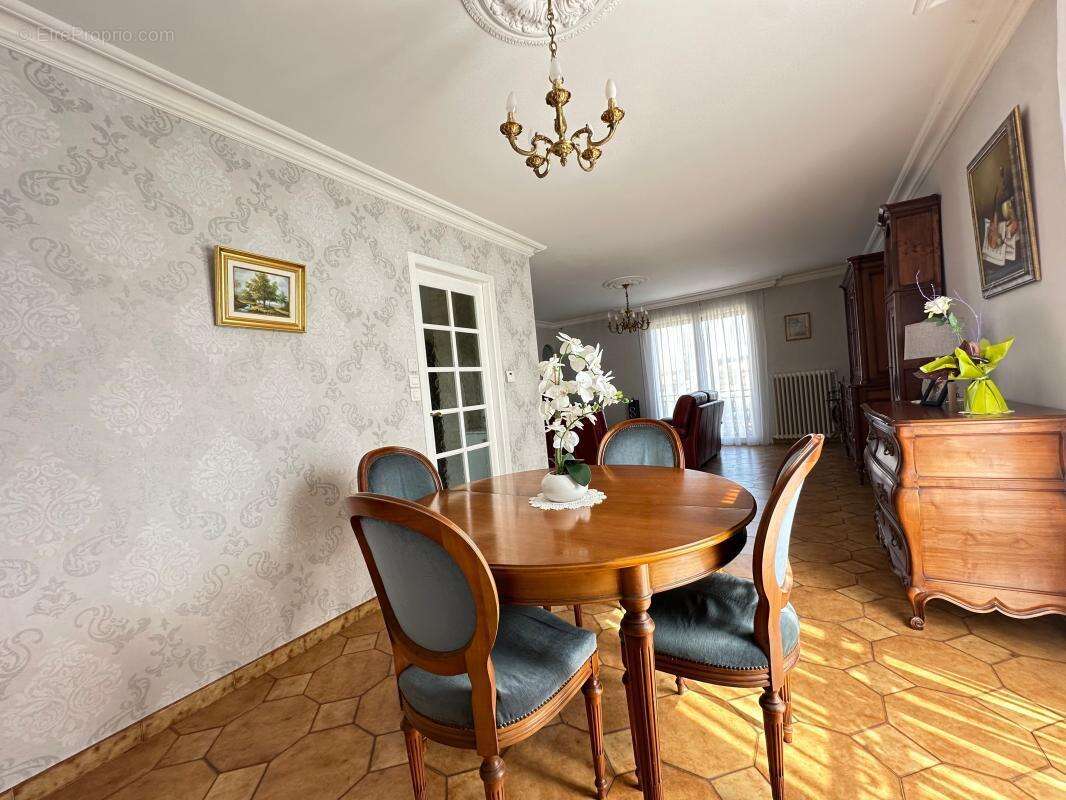 Maison à CAZERES