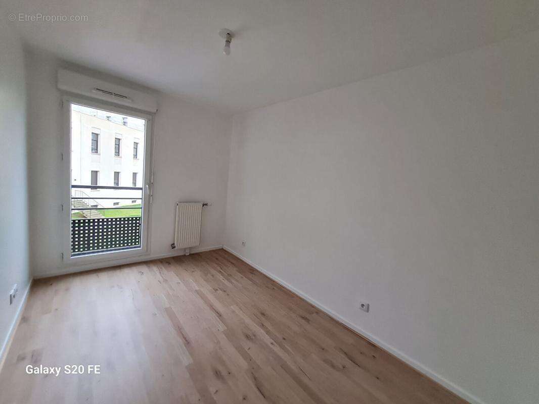 Appartement à SAINT-OUEN-L'AUMONE