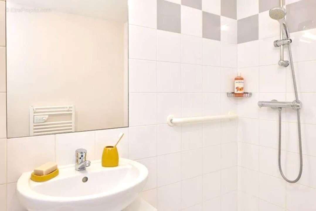 INVESTISSEMENT LOCATIF  BRUZ - Résidence Séniors Zenitude Oui Seniors - 7.83%  de rentabilité. - photo 5