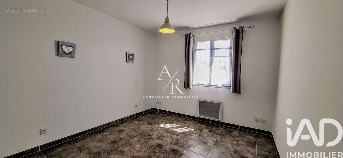 Maison 105 m² à Paradou  - photo 8