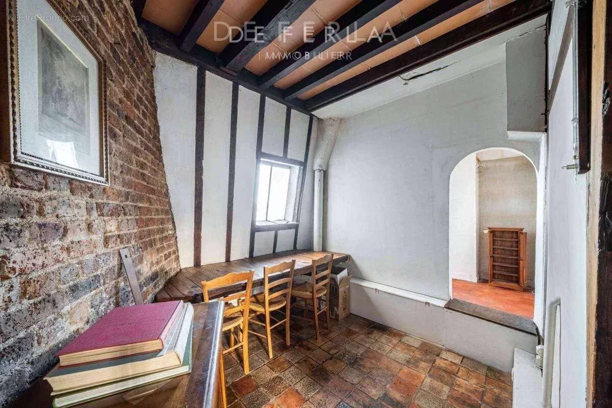 Appartement à PARIS-6E