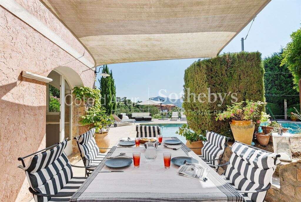 Maison à THEOULE-SUR-MER