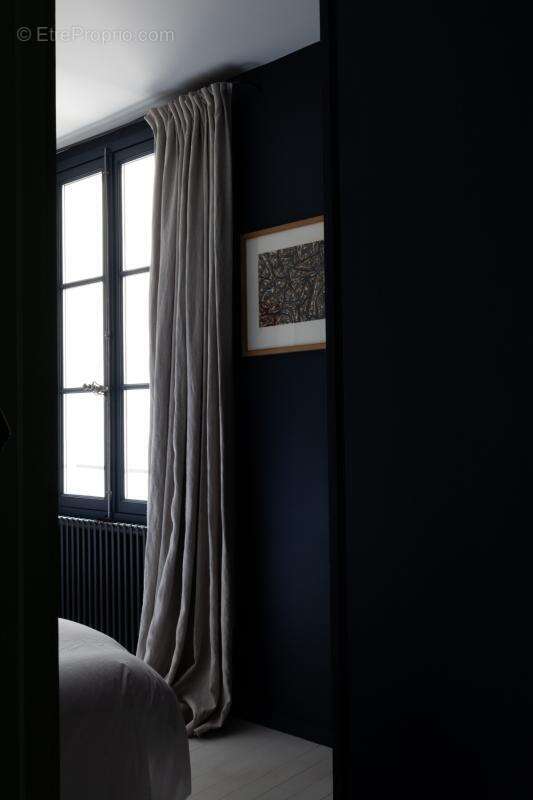 Appartement à PARIS-2E