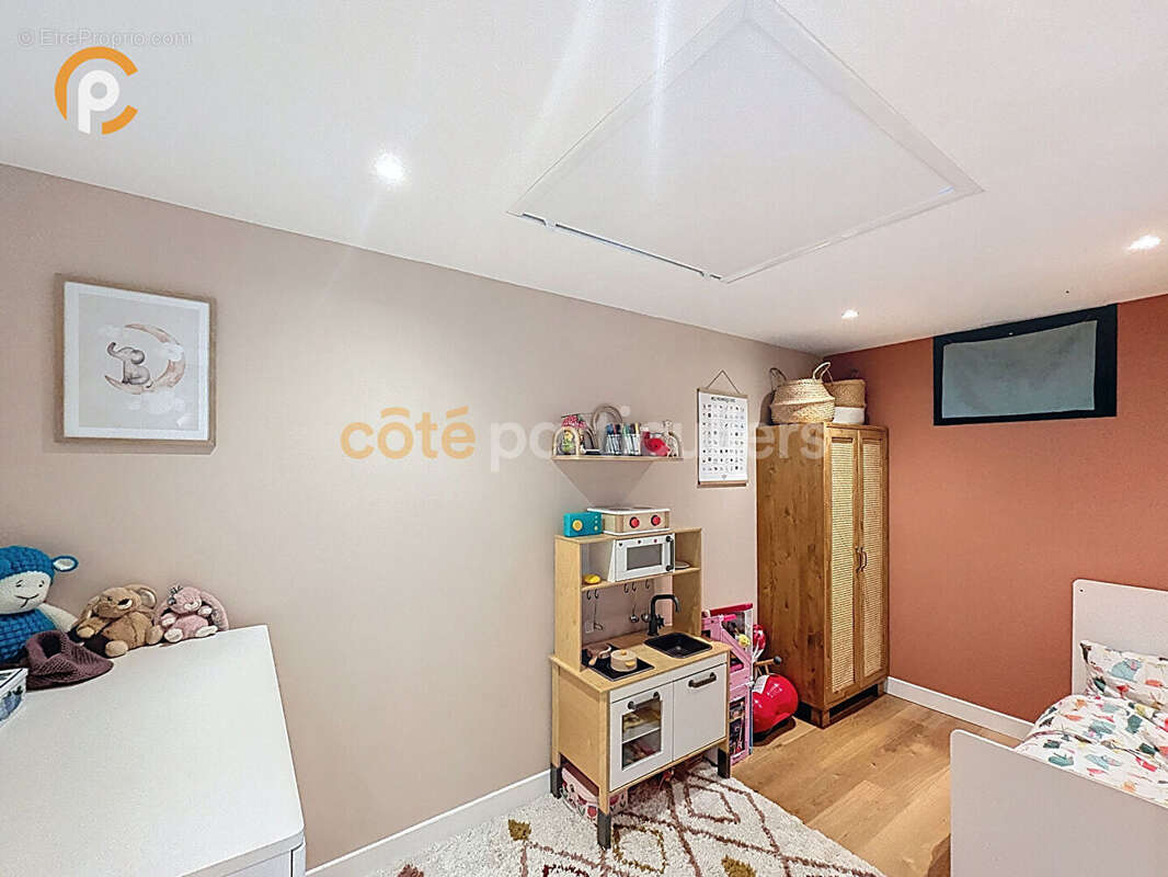 Appartement à IVRY-SUR-SEINE