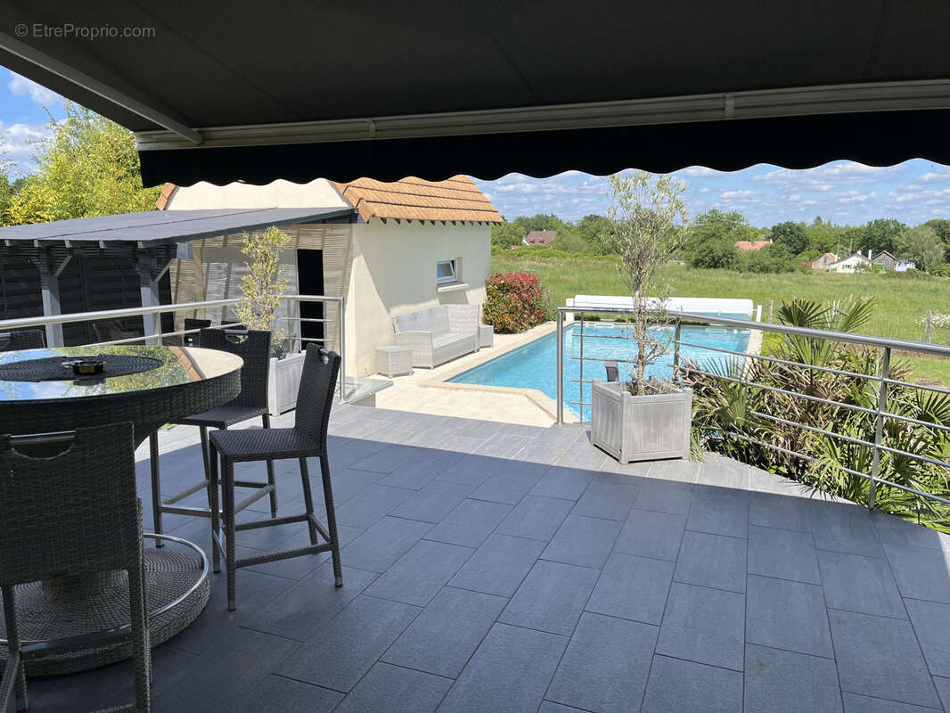 Pavillon de 204 m2 - photo 4