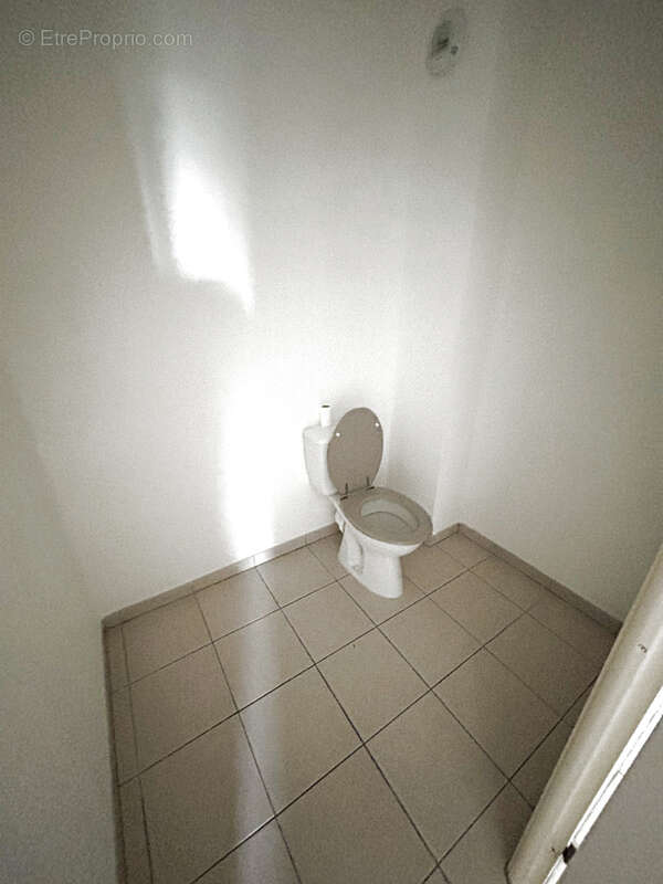 Appartement à BEAUZELLE