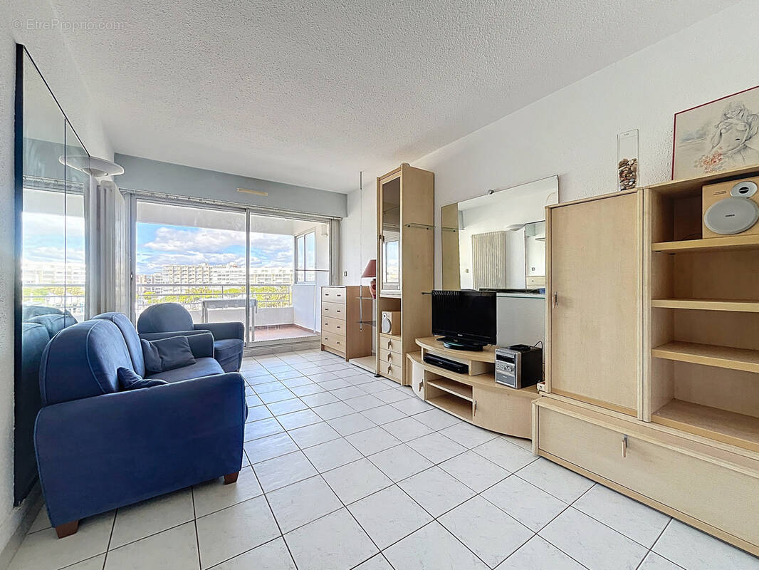 Appartement à MAUGUIO