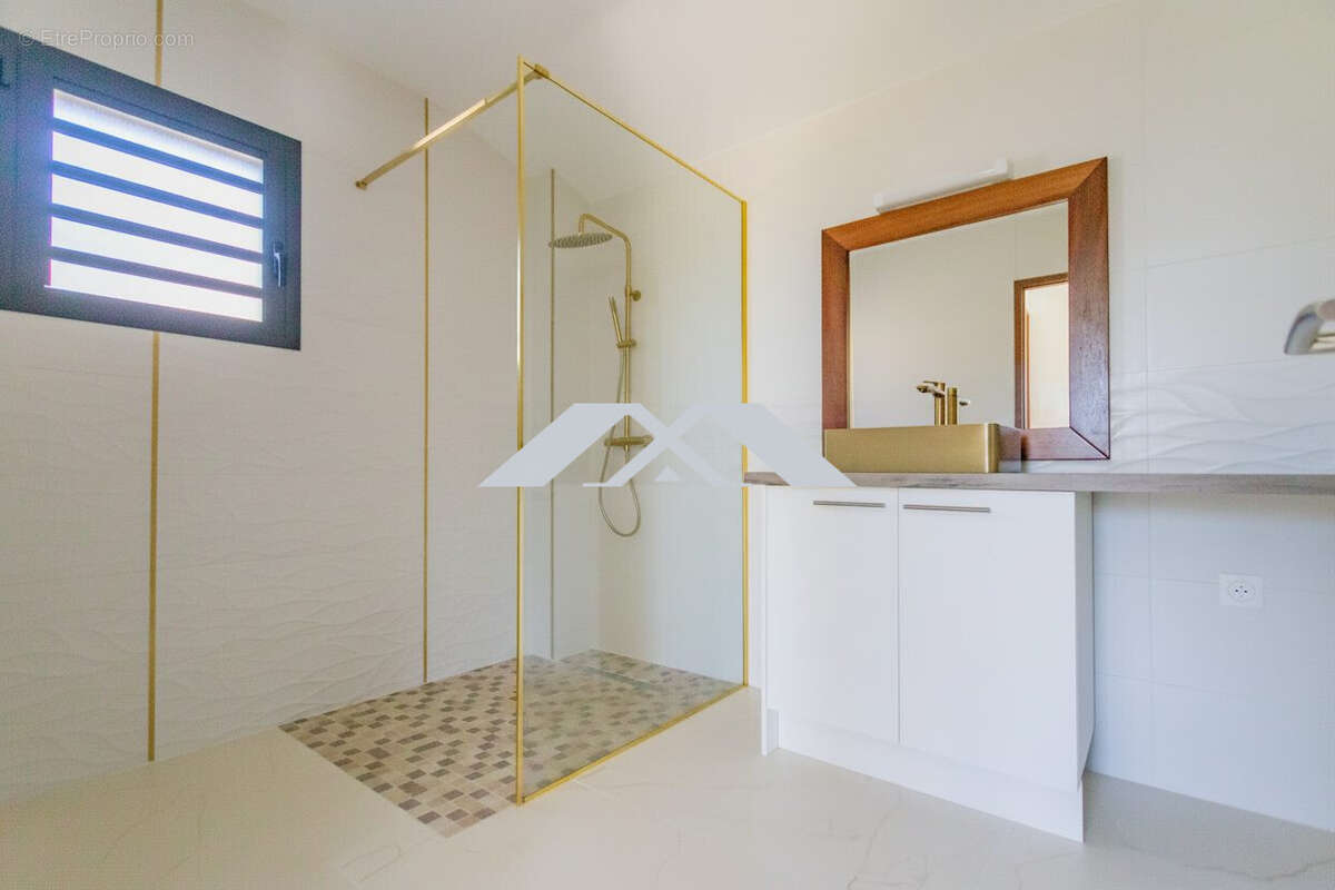 Maison à SAINT-JOSEPH