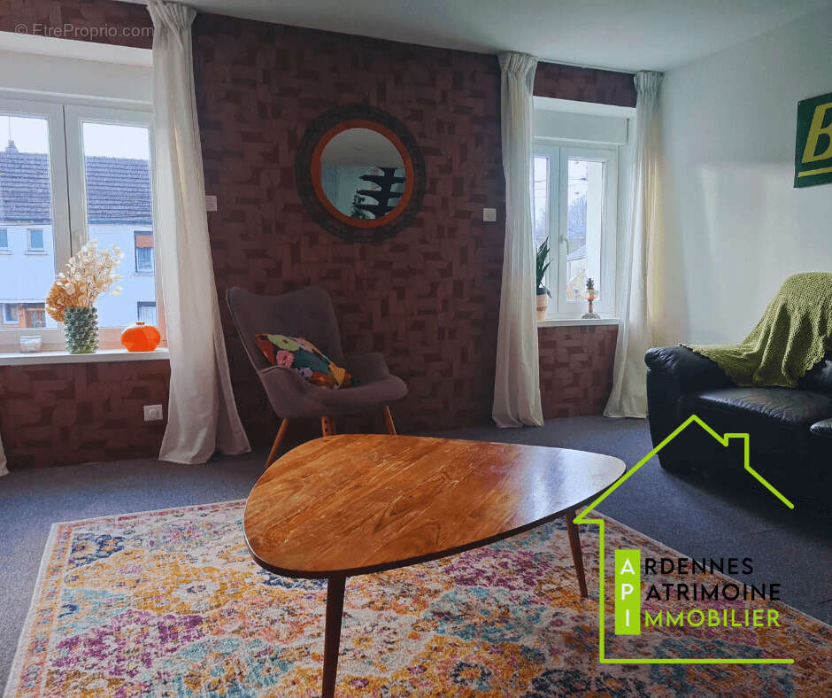 Maison à POURU-SAINT-REMY