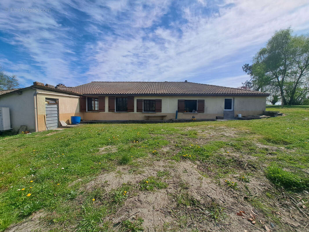 Maison à LE TATRE