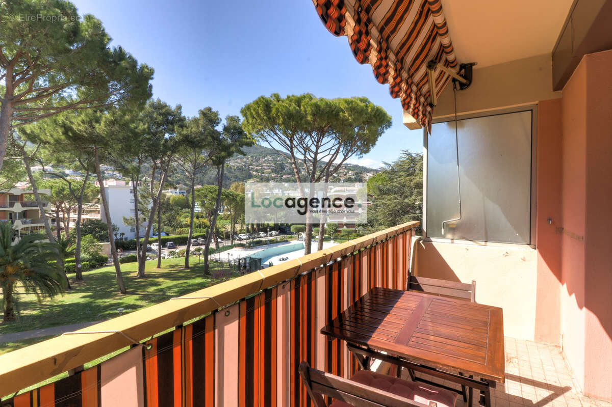 Appartement à MANDELIEU-LA-NAPOULE