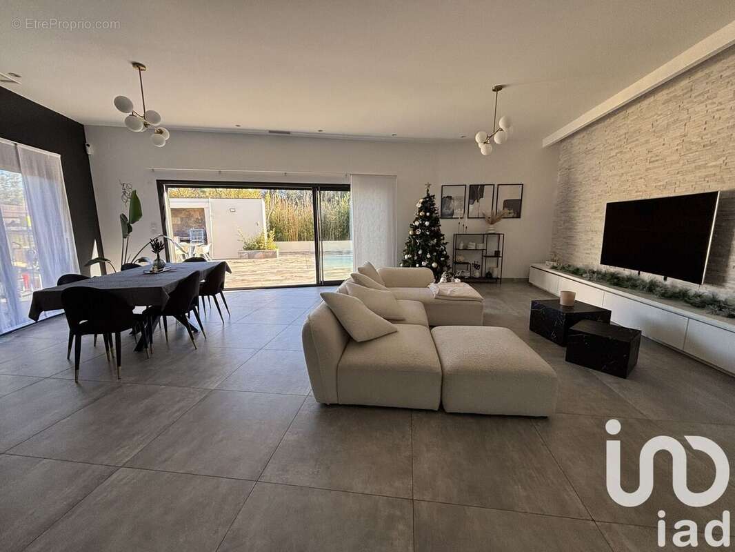 Photo 6 - Maison à PEYRESTORTES