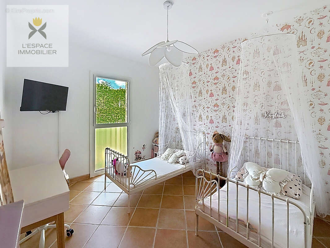 Appartement T3 avec vue panoramique sur le golfe   Centre historique de Porto-Vecchio - photo 7