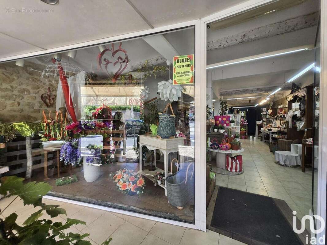 Photo 3 - Commerce à PEYROLLES-EN-PROVENCE
