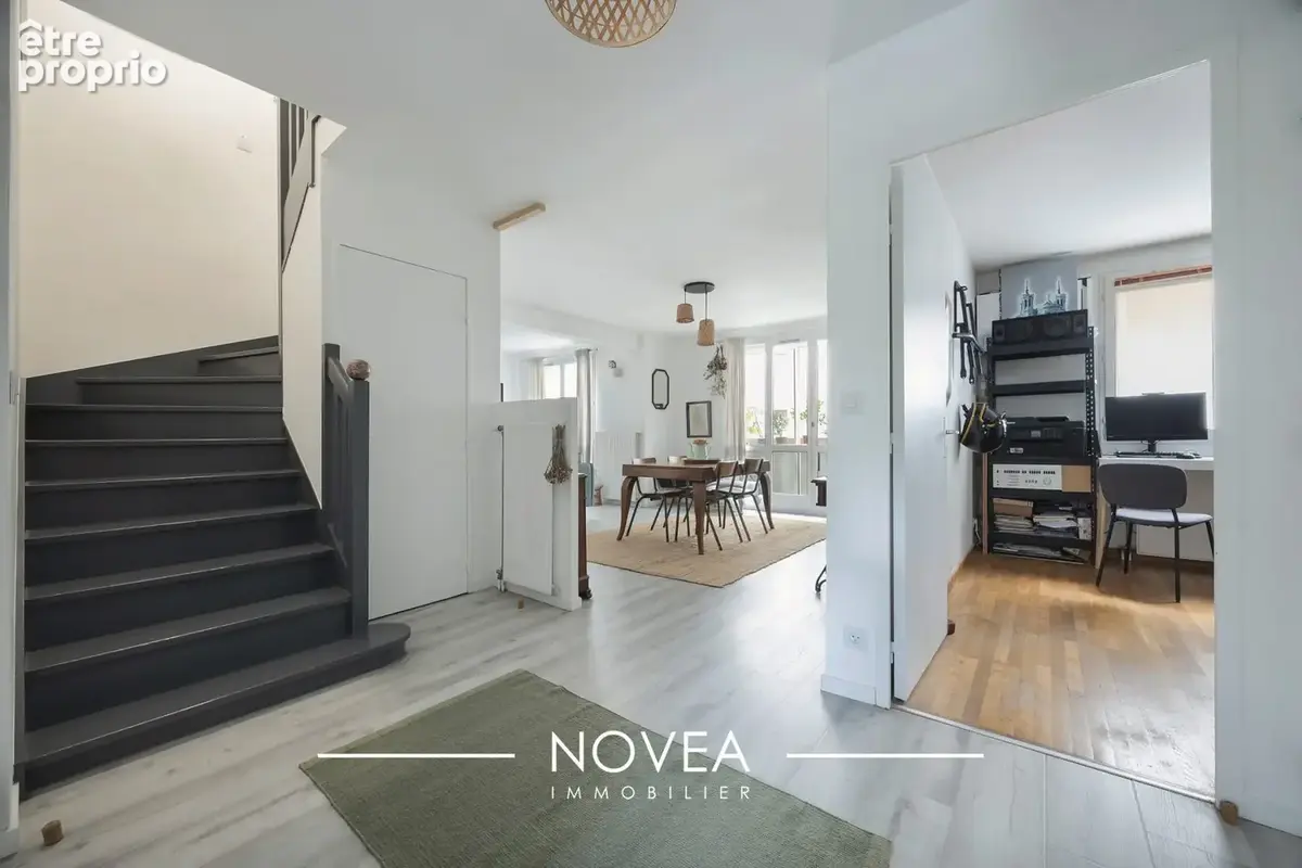 Appartement 107 m² à Fontaines-Sur-Saone  - photo 2