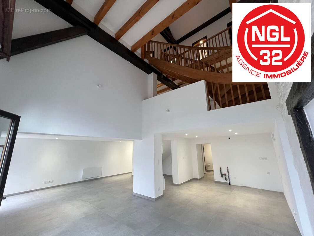 Maison à VILLY-LE-PELLOUX