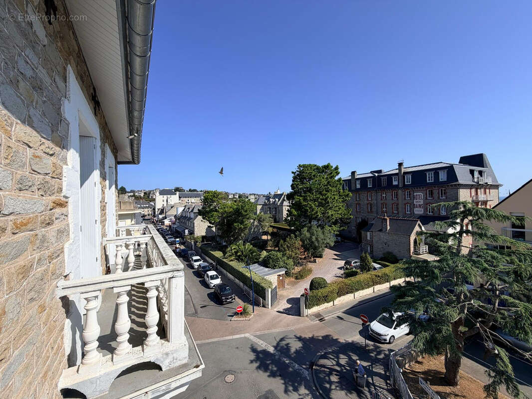 SAINT CAST LE GUILDO - Appartement de type 2 au cœur de la station balnéaire - photo 14