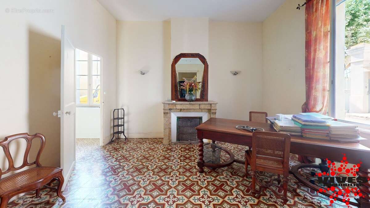 Maison de caractère de 200 m² avec terrasse tropézienne - photo 18