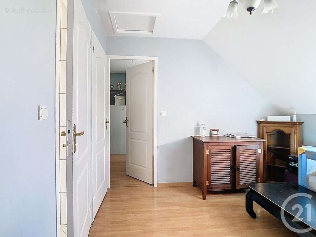 Maison à LA CHAPELLE-RABLAIS