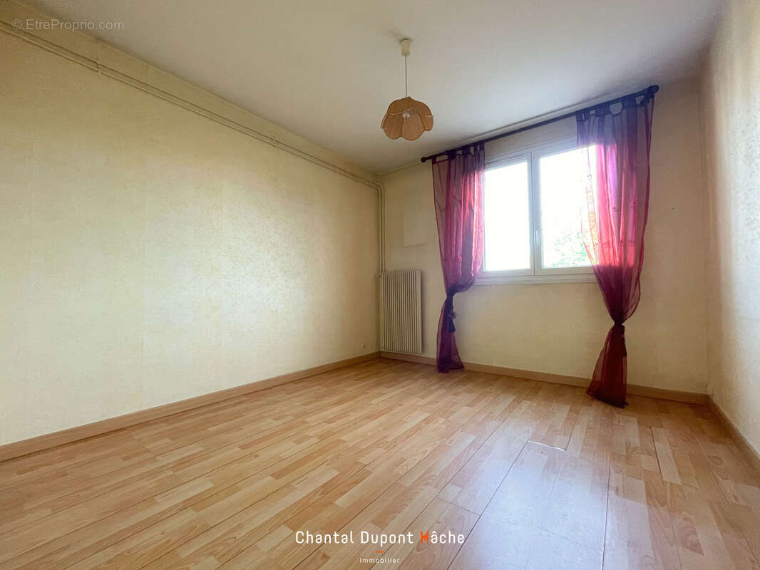 Appartement à LUCE