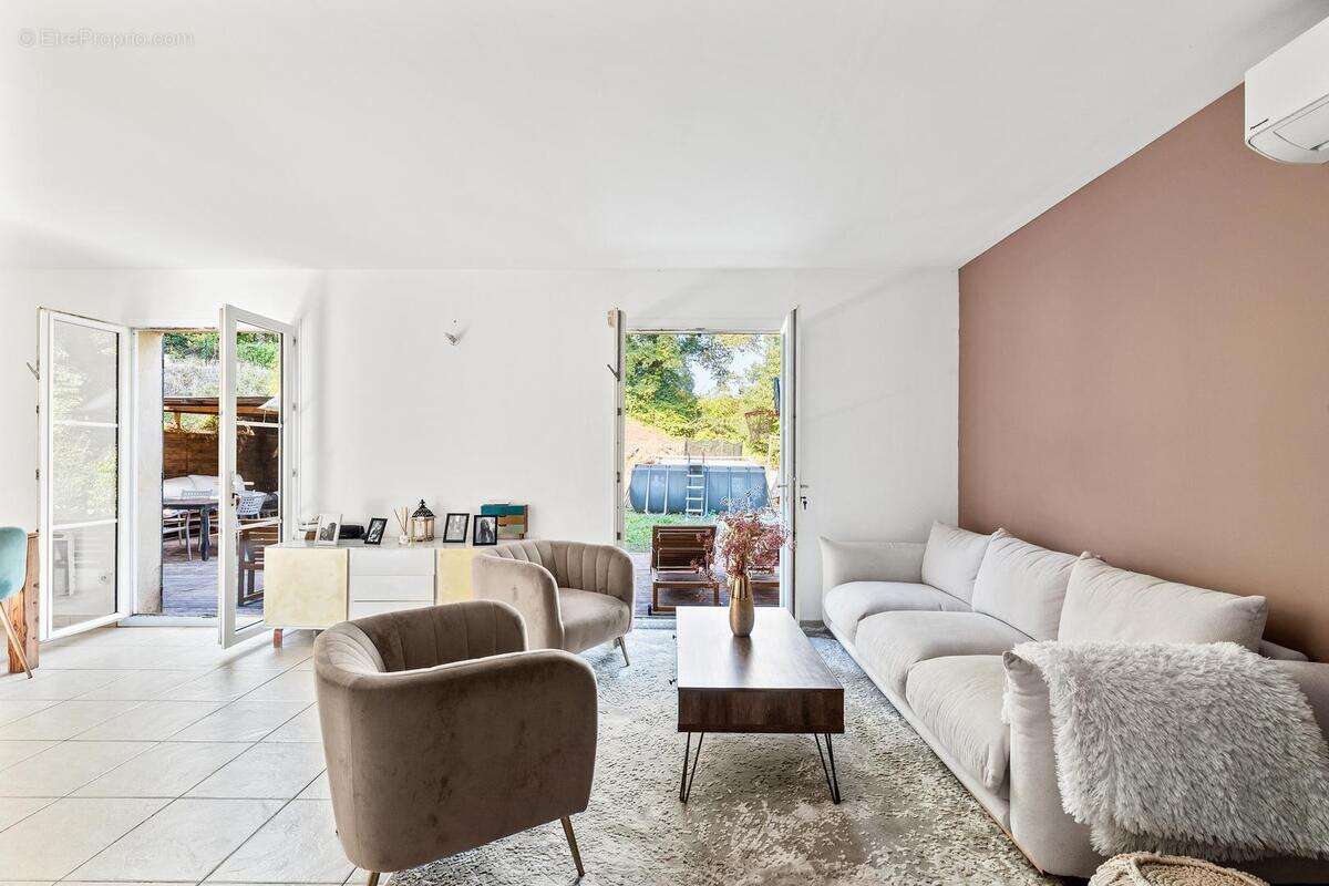 Maison à SAINT-PAUL-EN-FORET