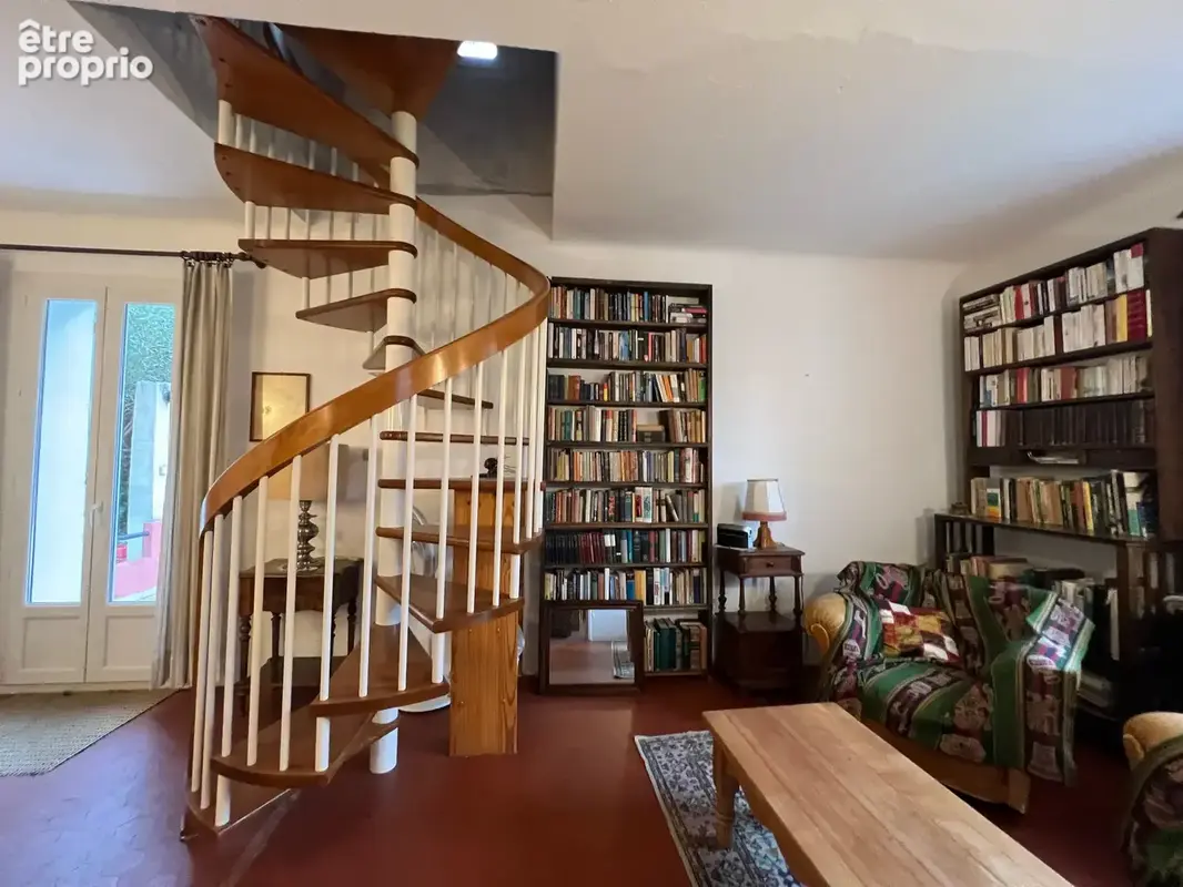 Maison de ville sur terrain de 934 m2. - photo 7