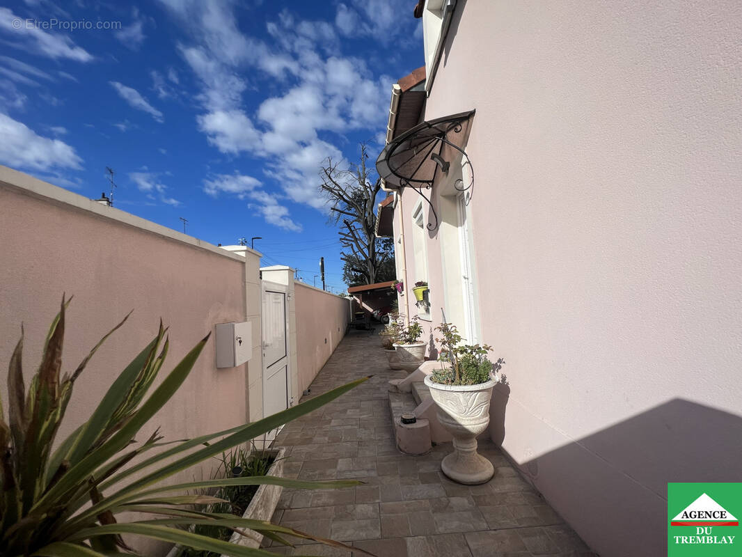 Maison à CHAMPIGNY-SUR-MARNE